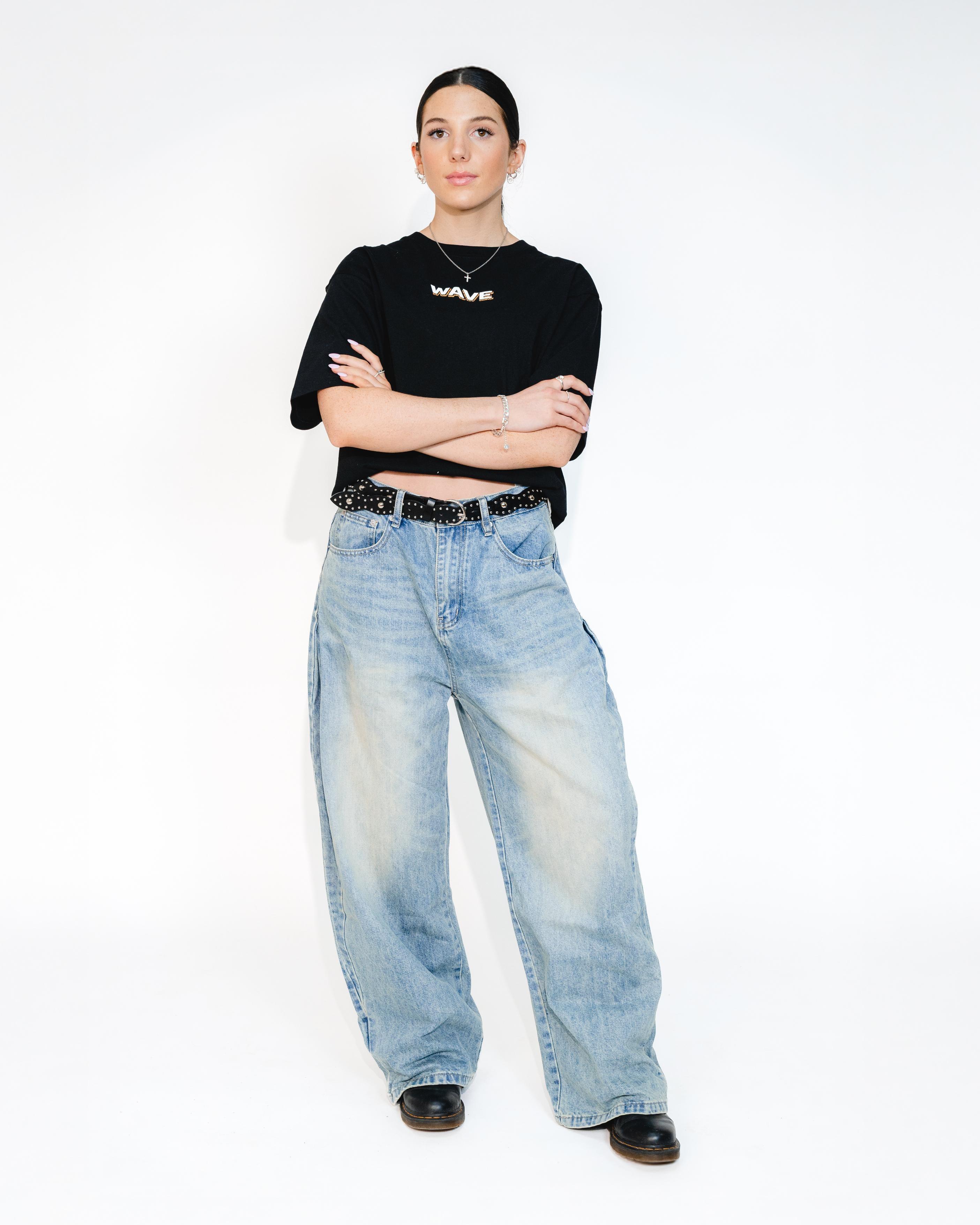 retro-model-07 - The Wave Universe